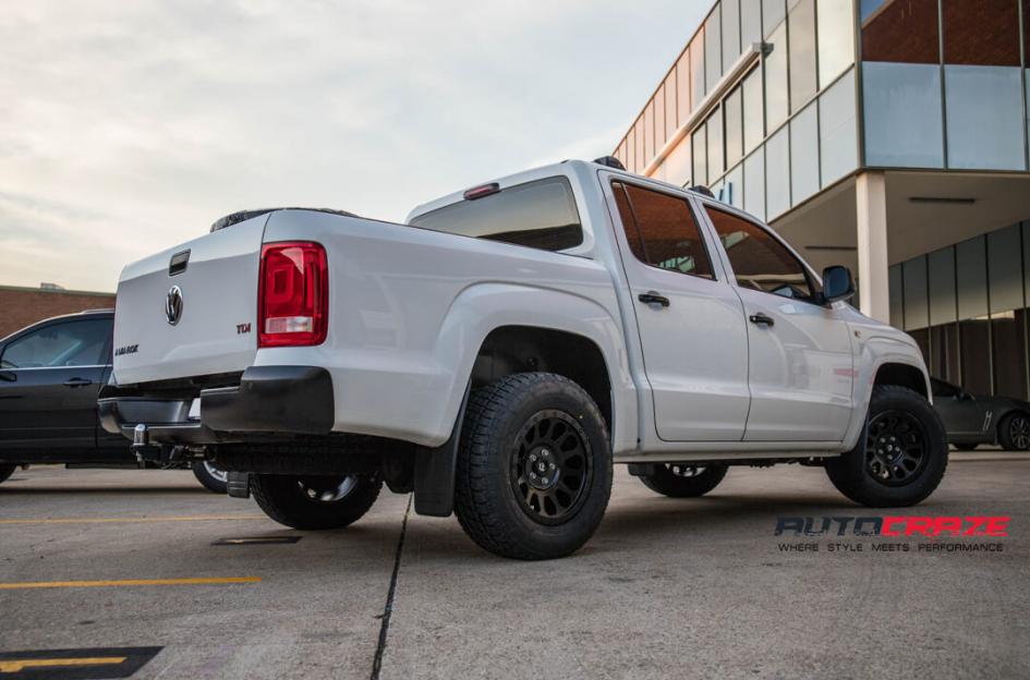 VOLKSWAGEN AMAROK VECTOR MATTE BLACK